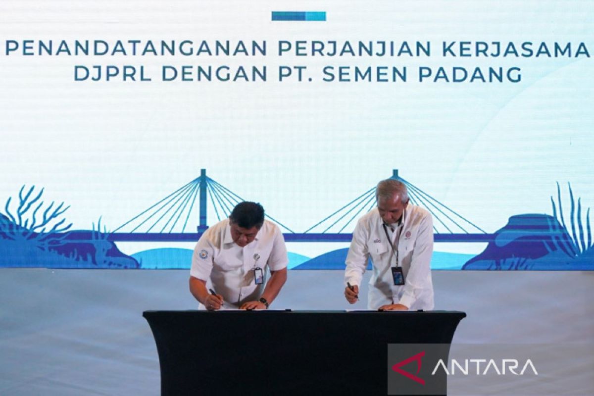 Semen Padang berinovasi mengelola sampah berbasis rakyat