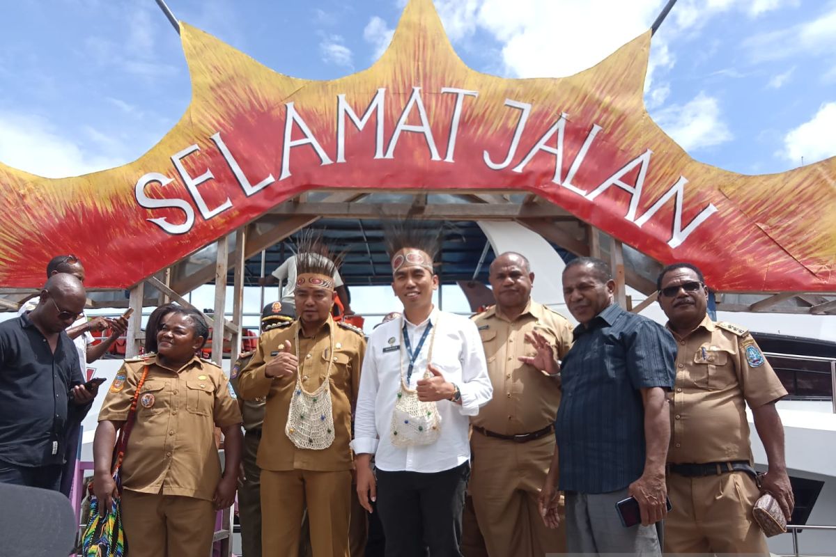 Kemenparekraf sebut Kabupaten Jayapura kaya potensi pariwisata
