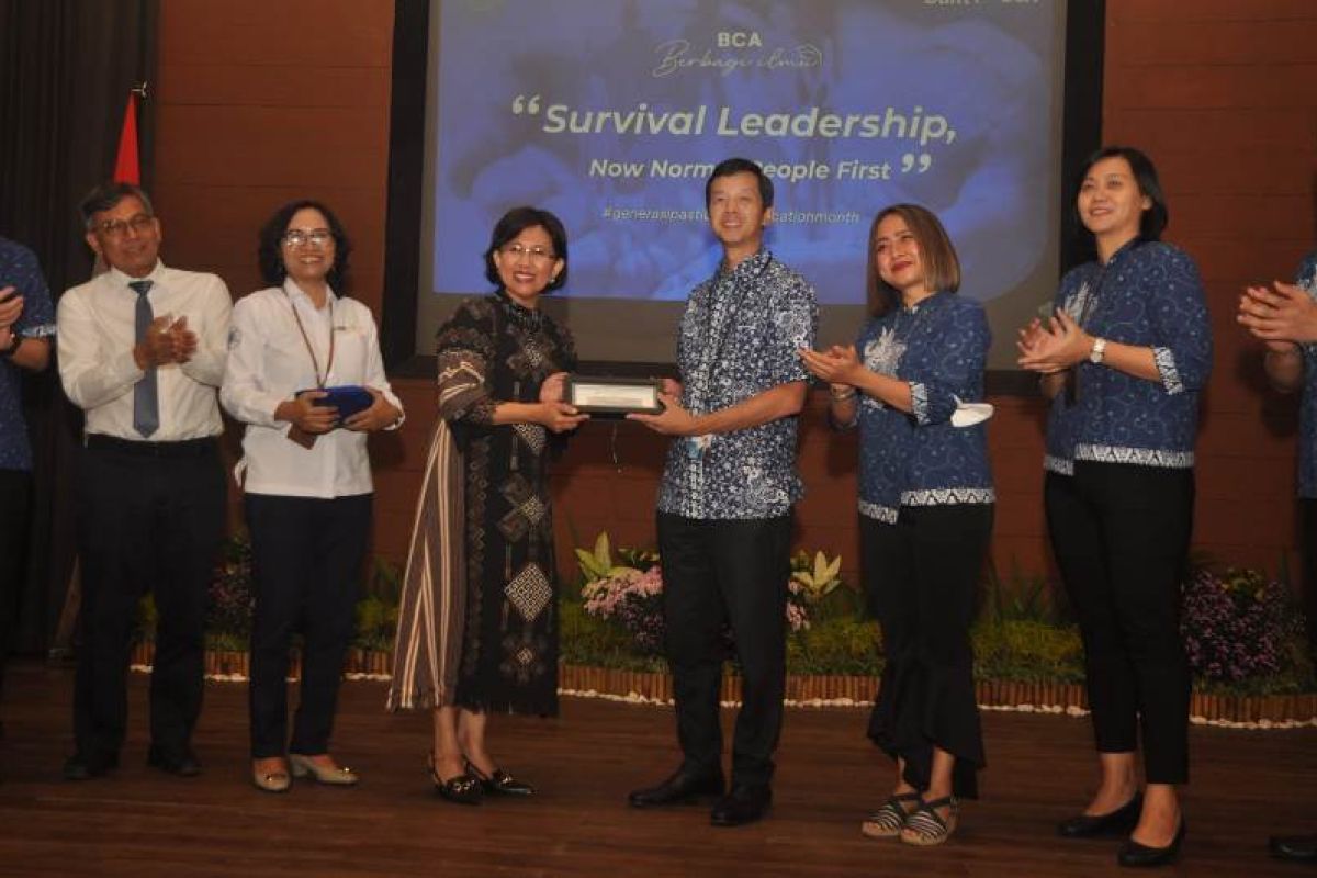 400 mahasiswa UGM hadiri BCA Berbagi Ilmu bertema "Survival Leadership"