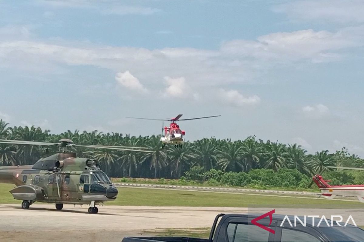 Kabar Presiden akan ke Labura Tiga helikopter mendarat di alun-alun Aekkanopan