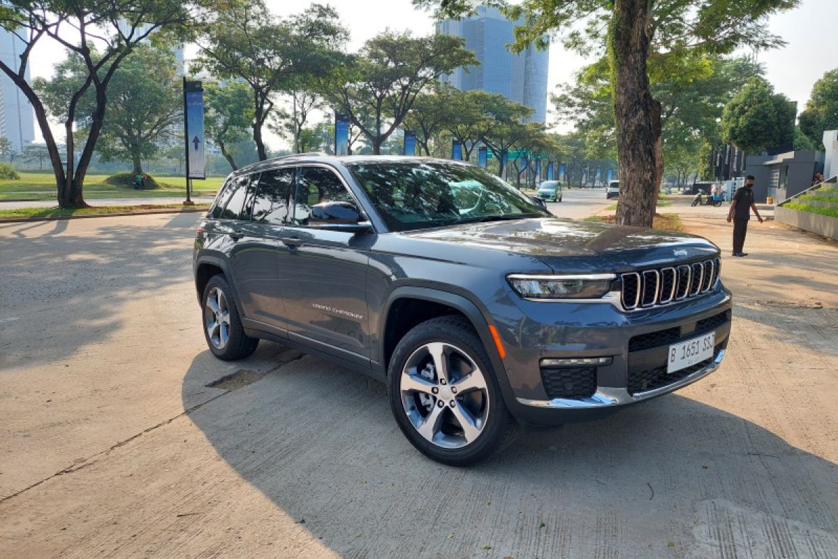 Jeep Grand Cherokee adopsi "Engines on Axle"