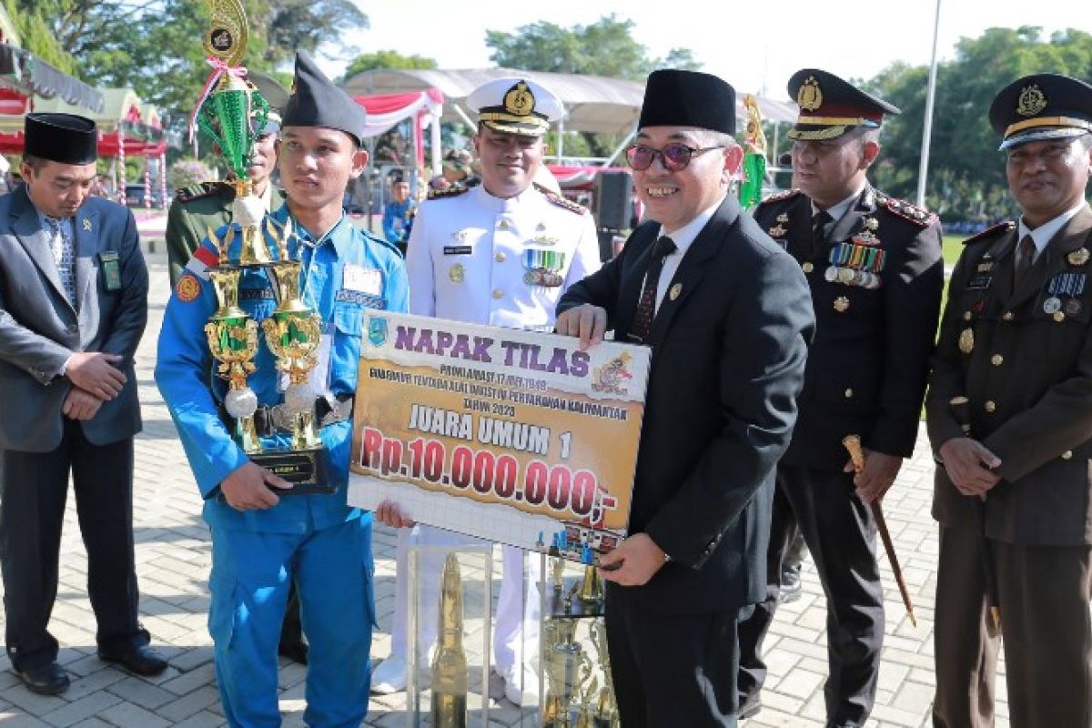 Tim Basgibar Batola raih juara umum napak tilas HUT ke-74 ALRI Divisi IV