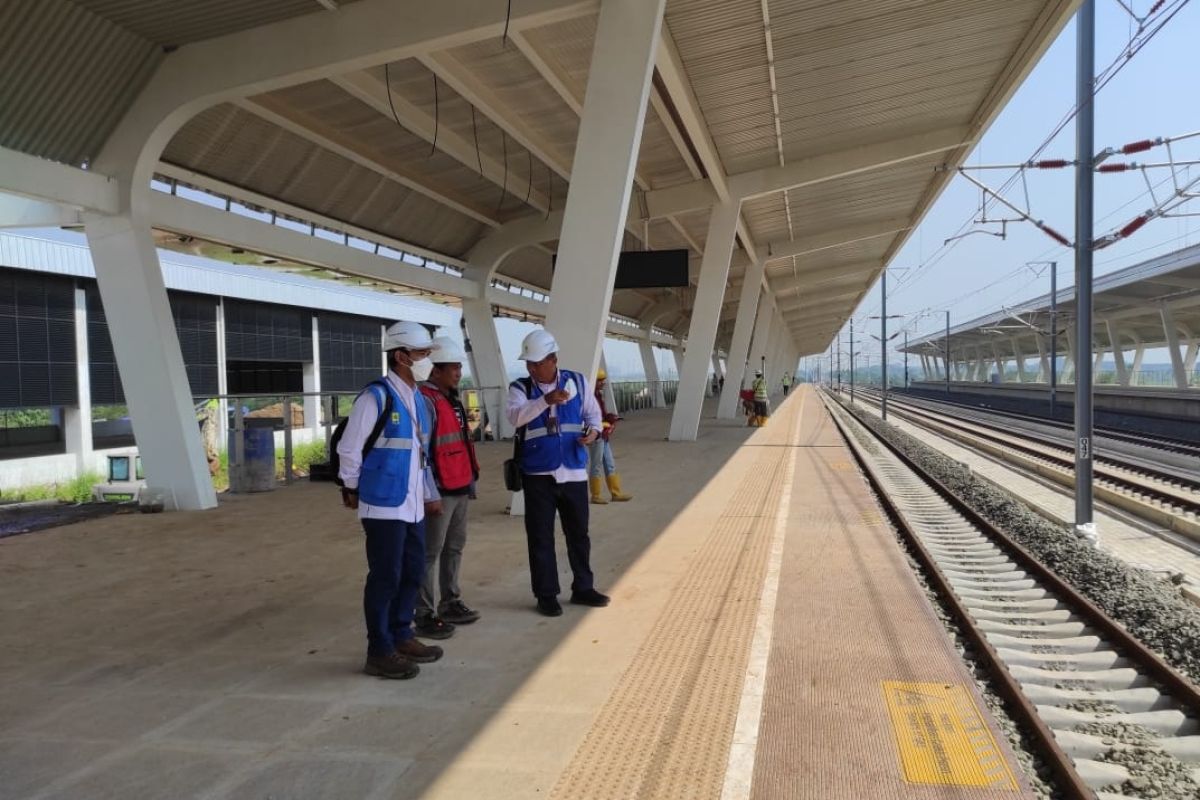 PLN selesaikan "energize" Stasiun Kereta Cepat di Karawang