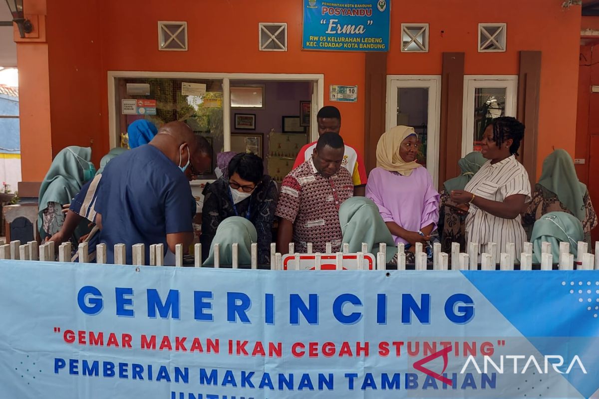 Delegasi Ghana dikenalkan program Gemerincing posyandu di Bandung