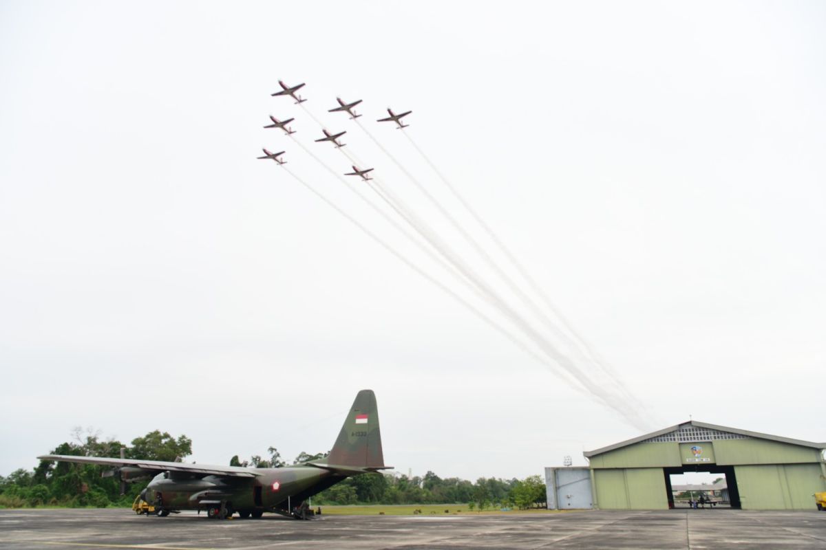 Pesawat Jupiter Aerobatic Team akan bermanuver di langit Pekanbaru