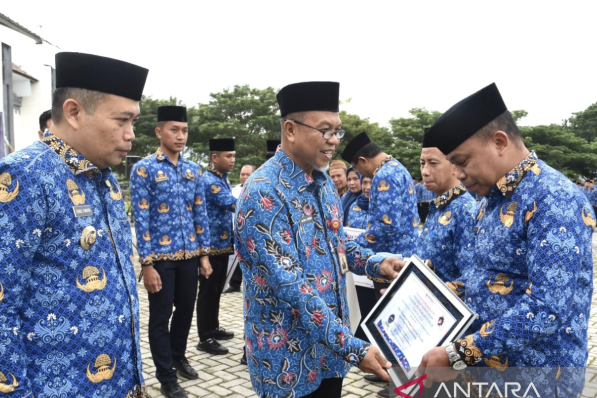 Gubernur Gorontalo minta OPD tingkatkan standar pelayanan