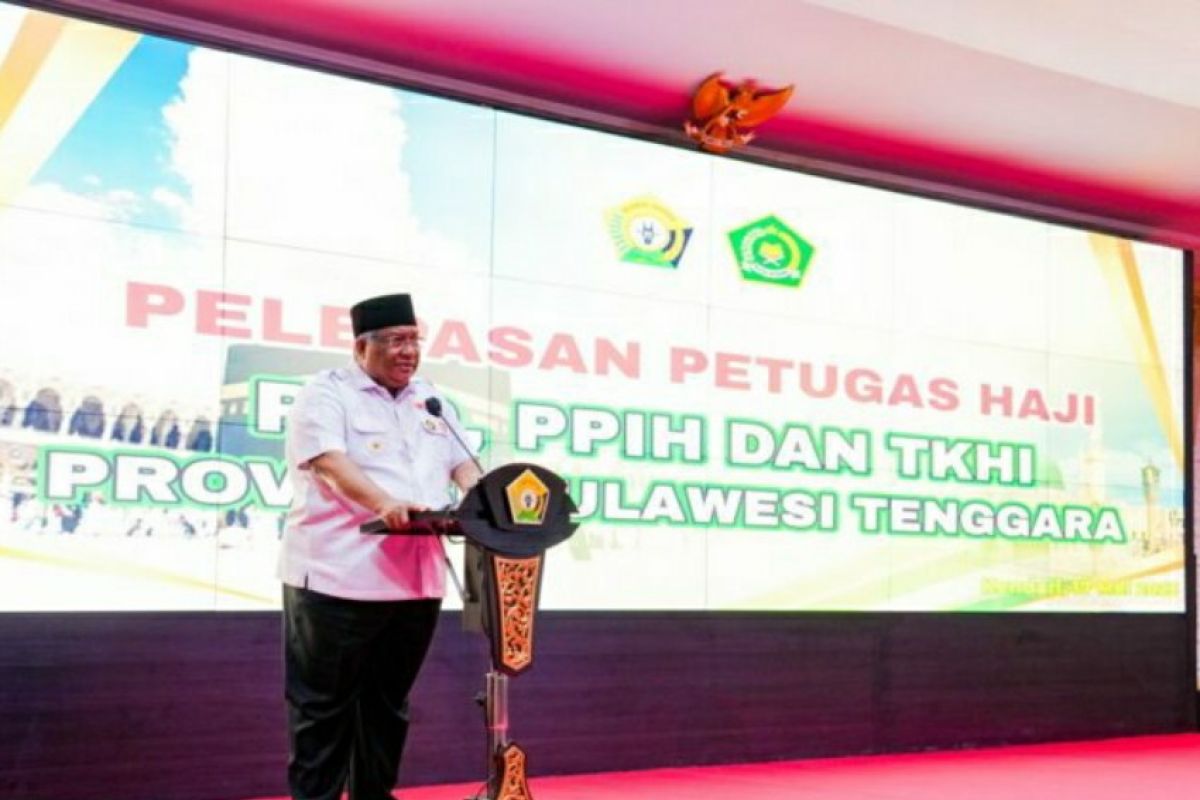 Gubernur Sulawesi Tenggara minta petugas haji profesional dalam pendampingan