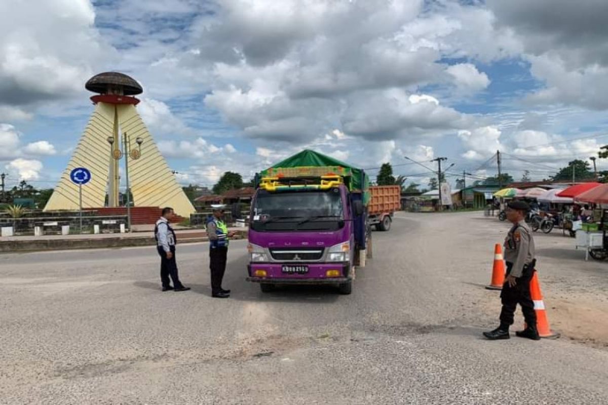 Kendaraan berat dilarang melintasi Jalan Ahmad Saleh selama dua bulan