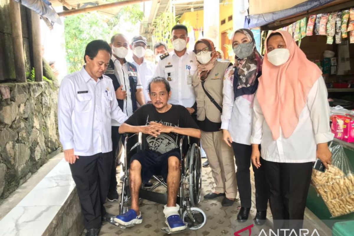 Dinsos Kota Tangerang siapkan 100 kursi roda gratis khusus lansia