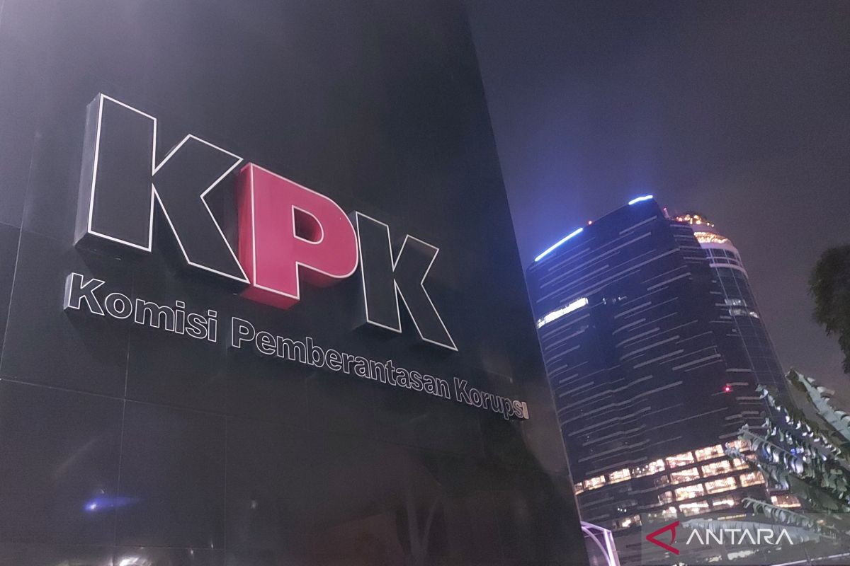 KPK dalami gratifikasi-TPPU terkait korupsi proyek jalan di Kaltim