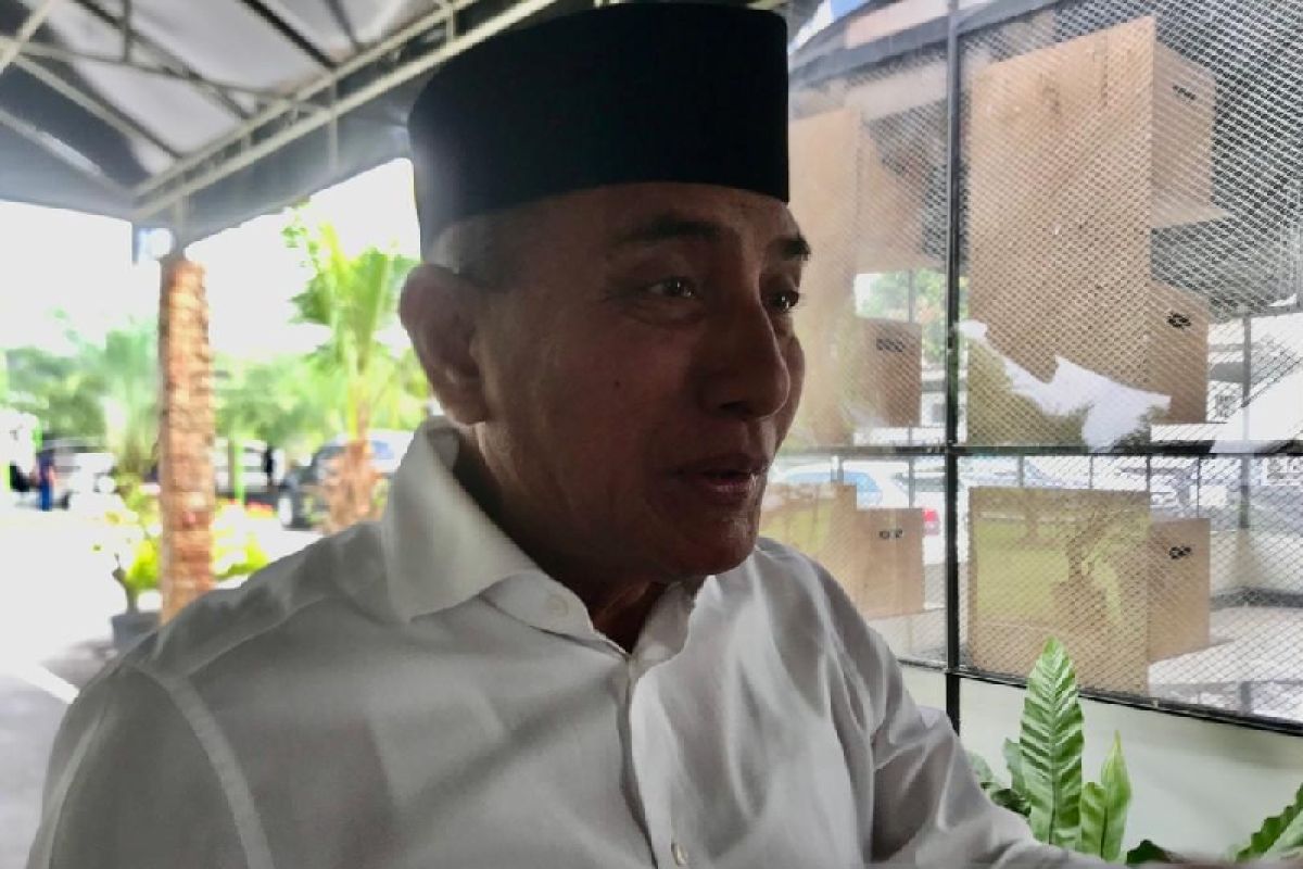 Target Gubernur Edy perbaiki 70 persen jalan rusak di Sumut