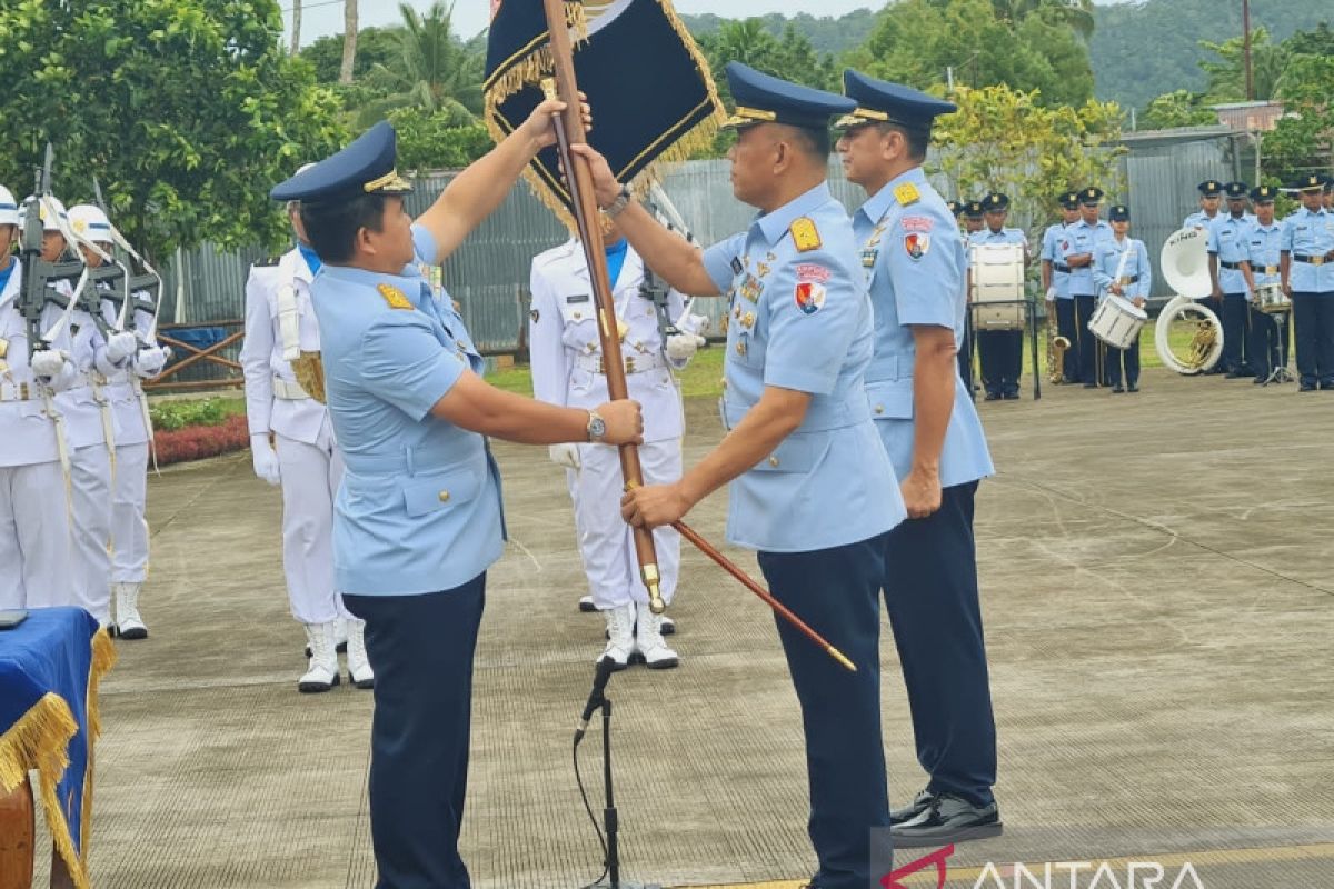 Pangkoopsud III lantik Marsma TNI Yostariza Komandan Lanud Manuhua