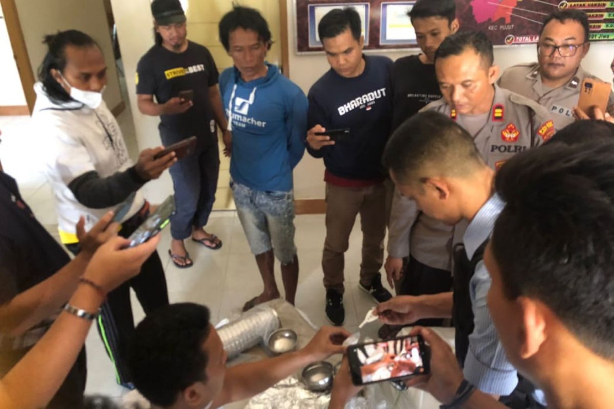 Polisi sita 12,3 kilogram sabu-sabu asal Batam di Lombok
