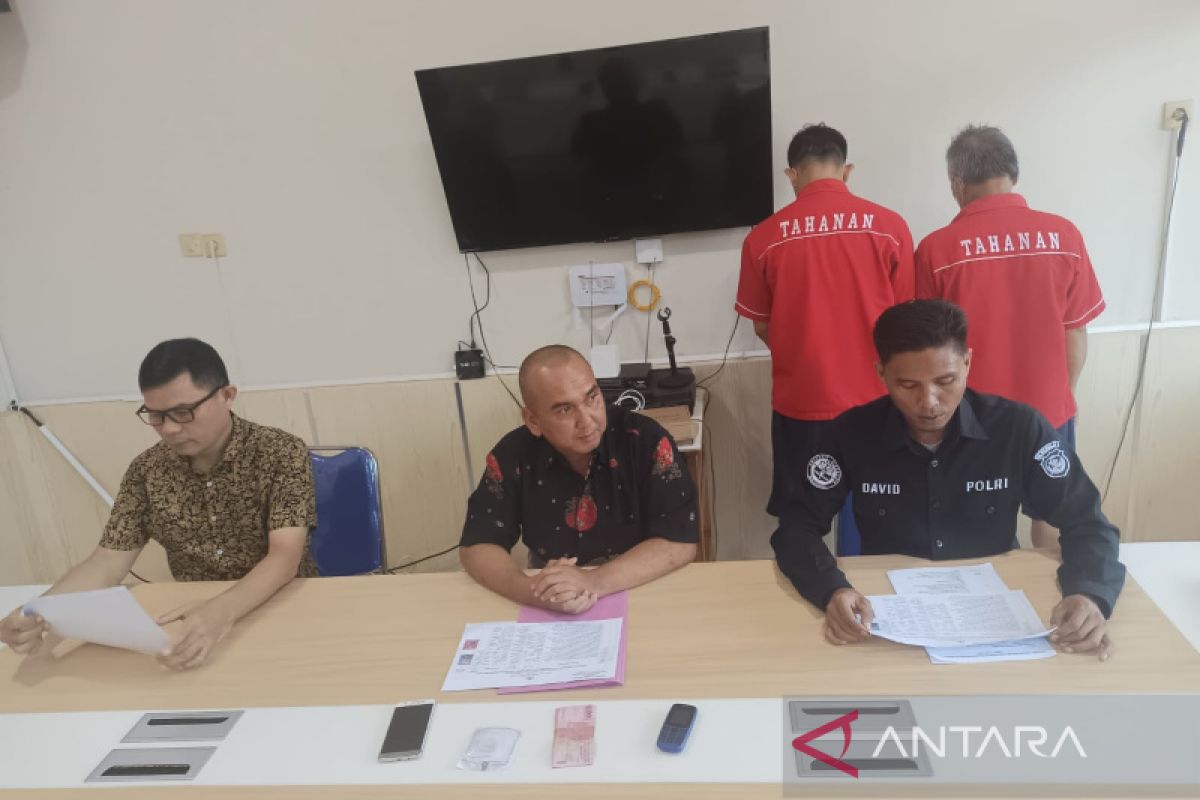 Polisi tangkap dua pengedar dan sita 250 paket narkoba di Bengkulu