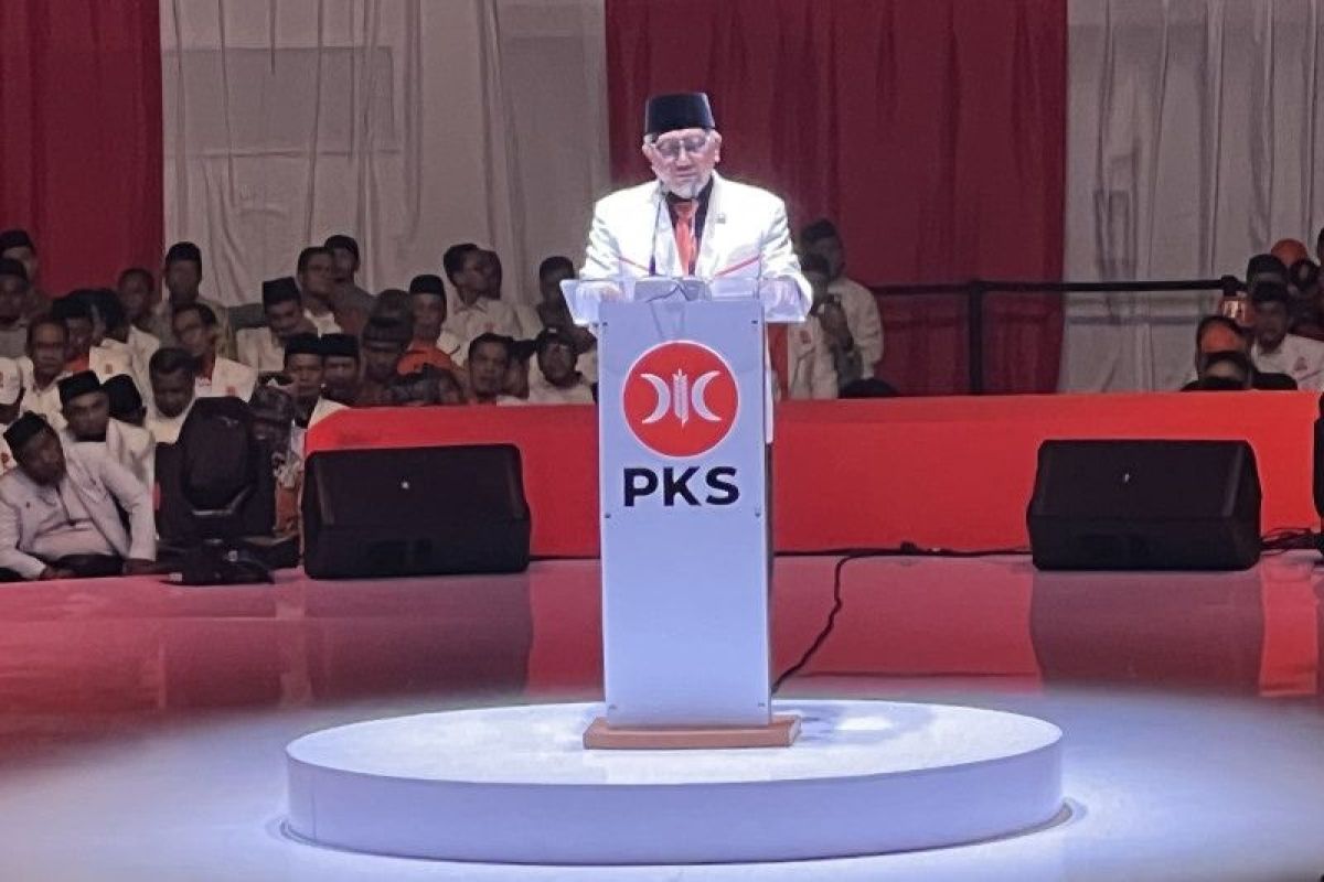 Presiden PKS silaturahmi dengan Din Syamsudin Selasa siang