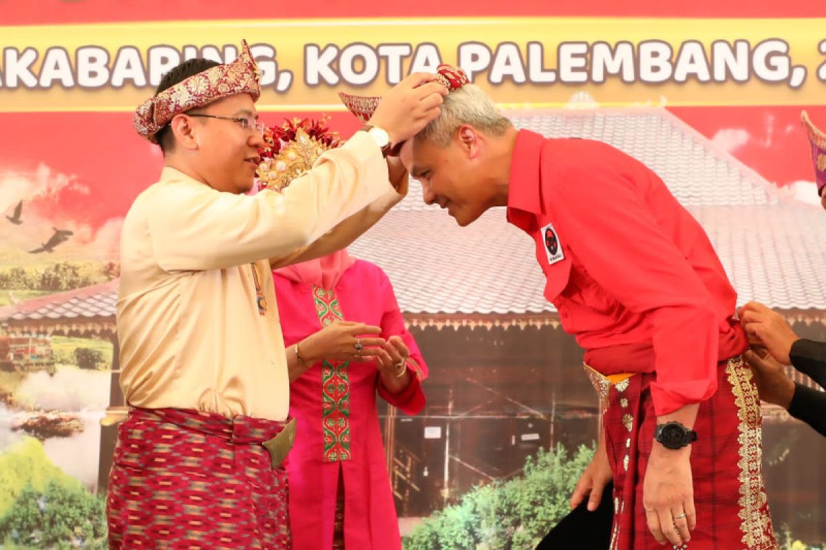 Ganjar resmi diterima menjadi keluarga Kesultanan Palembang Darussalam