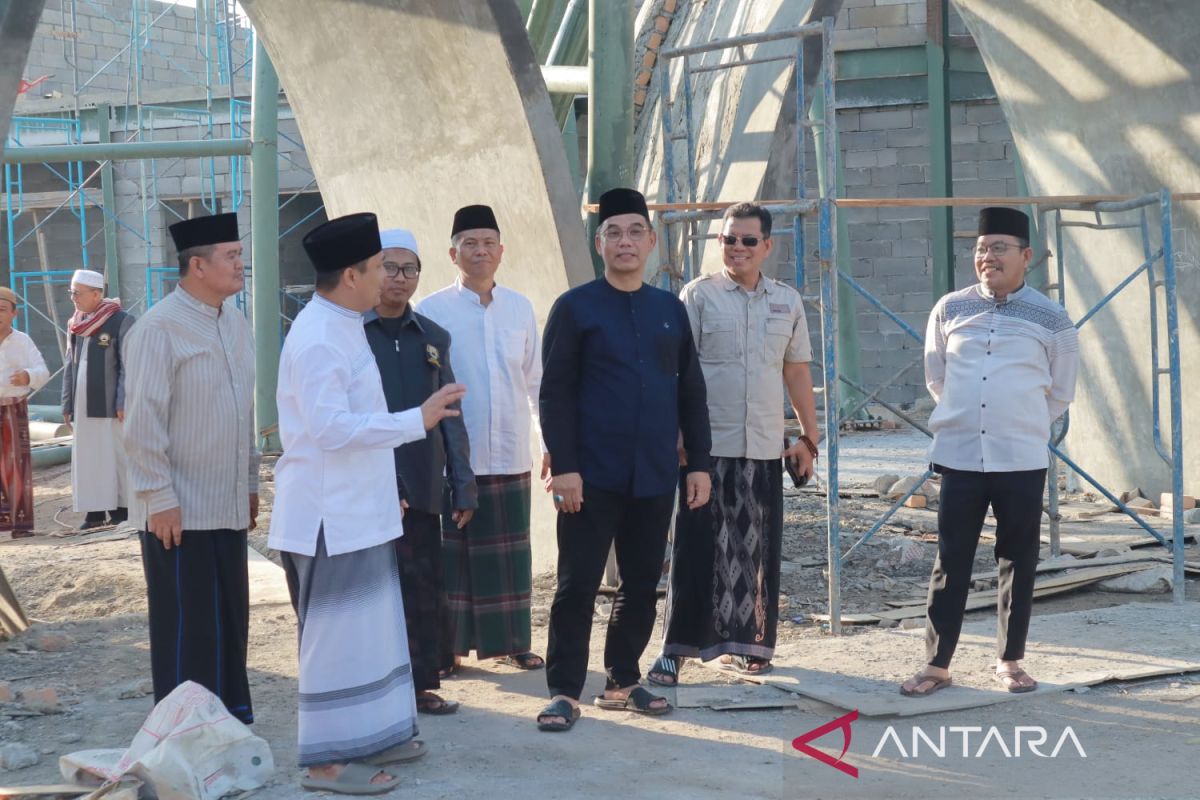 Sekda Mie Go dan Rombongan Tinjau Pembangunan Masjid Agung Kubah Timah, Sudah Berjalan 54 Persen