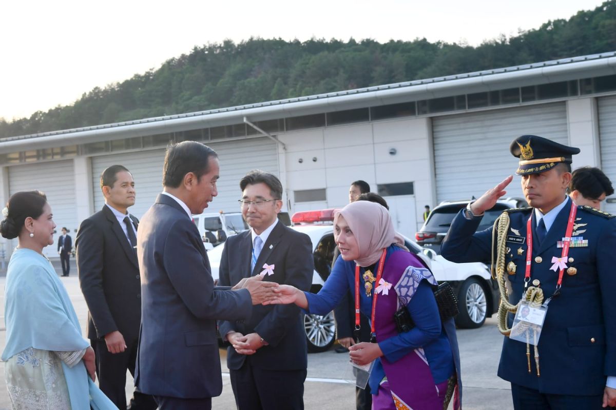 Presiden Jokowi dan Ibu Negara bertolak kembali ke Tanah Air