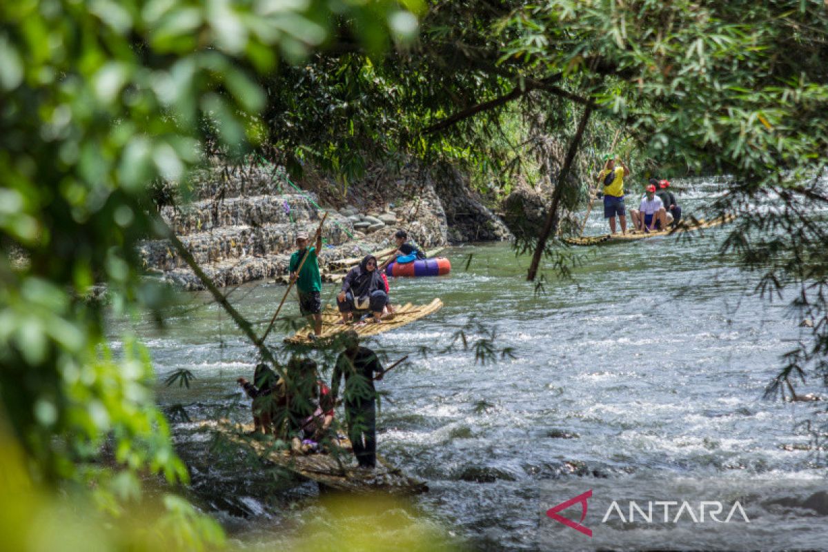 Kunjungan wisata di situs-situs Geopark Meratus Loksado terus menggeliat