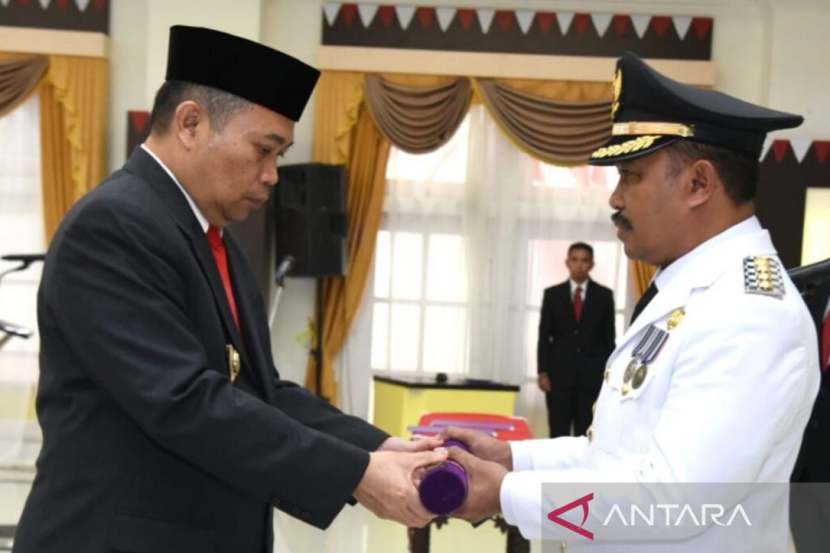 Gubernur Gorontalo lantik Penjabat Bupati Boalemo