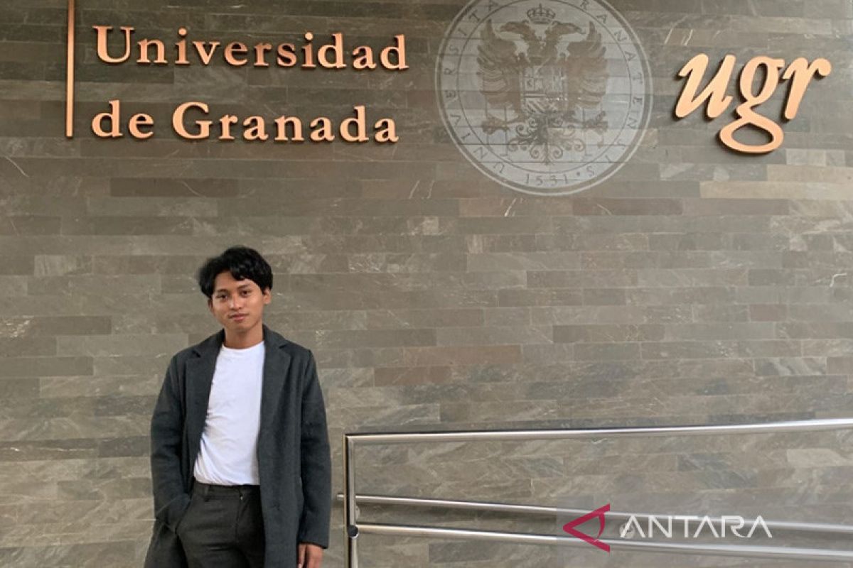 Anjar Mahasiswa UMPR pertama lulus tanpa skripsi sepulang dari Spanyol