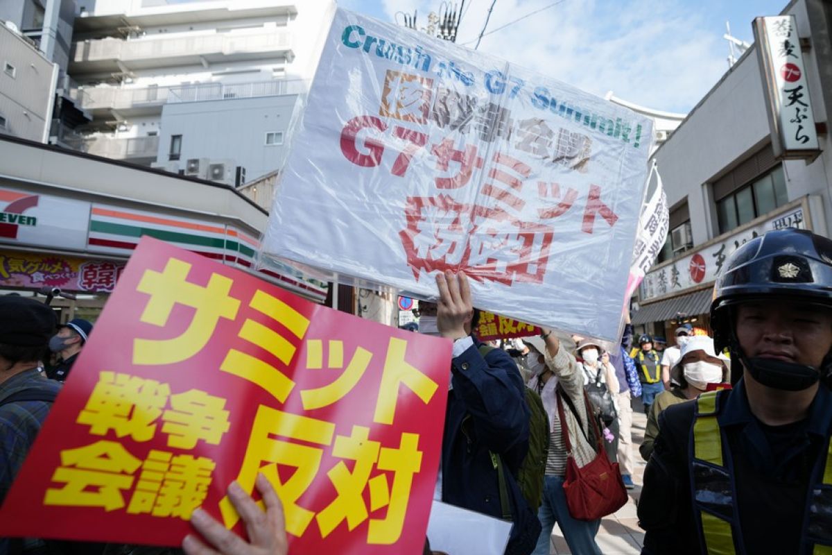 KTT G7 ditutup di Hiroshima di tengah sejumlah aksi protes