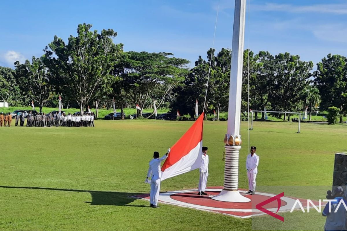 Bupati Mambor: Harkitnas memotivasi generasi muda di Teluk Wondama