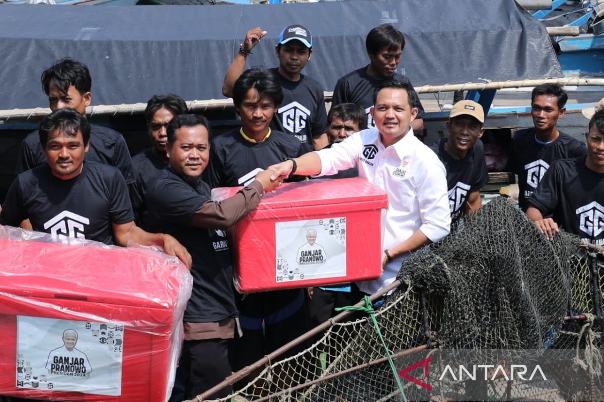 Bantu Perekonomian Kelompok Nelayan di Tangerang, Gardu Ganjar Banten Berikan Sentuhan Bantuan