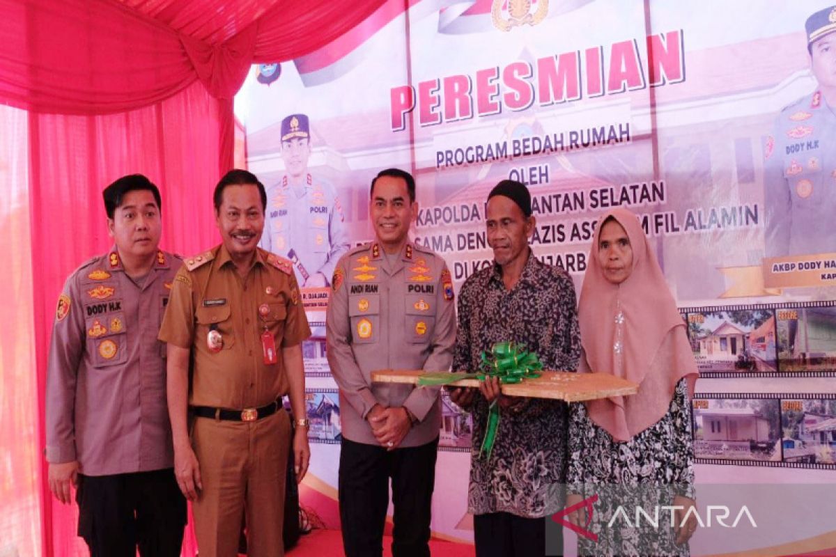 Program bedah rumah Kapolda rampungkan 20 unit Banjarbaru dan Banjar