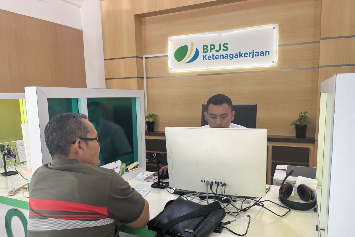 Program Sertakan di Batam tingkatkan pekerja informal ikut BPJAMSOSTEK