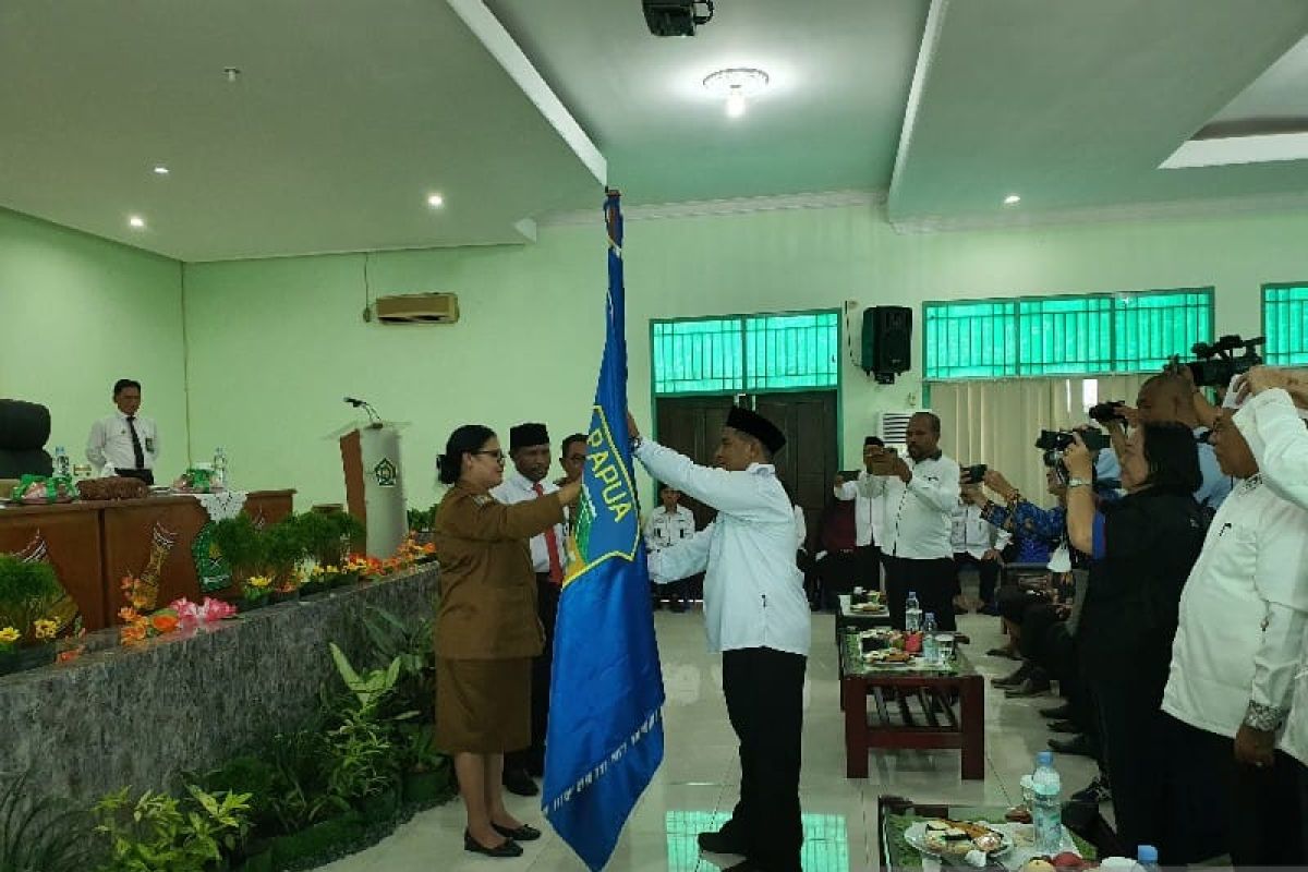 Pemprov lepas 1028 calon jemaah haji asal Provinsi Papua