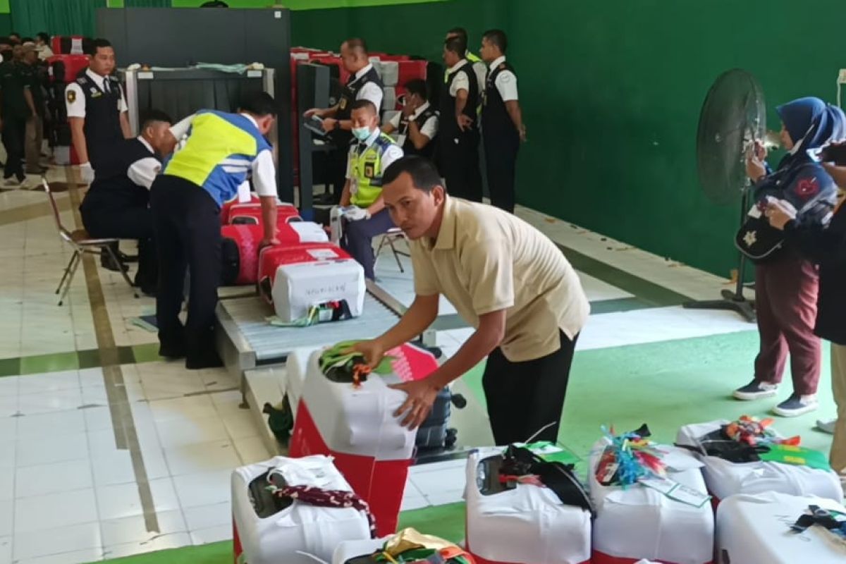 Kemenag Jatim ingatkan jamaah calon haji patuhi batasan barang bawaan