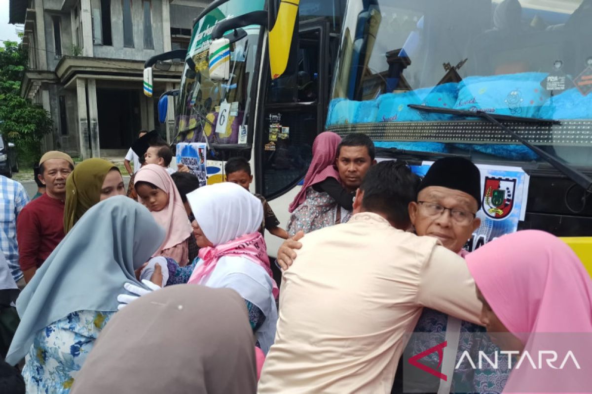 367 calon haji Pekanbaru diberangkatkan ke Batam besok