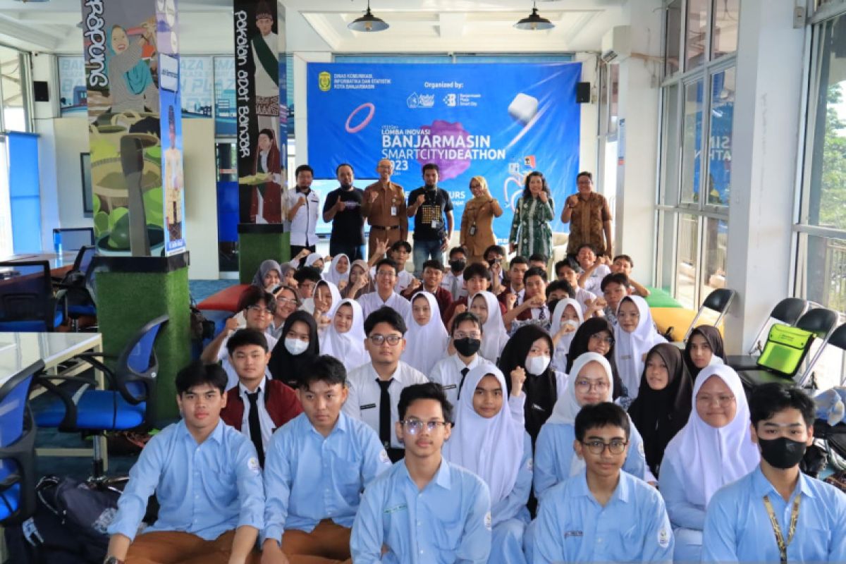 Puluhan siswa ikuti lomba Inovasi Banjarmasin Smart City Ideathon