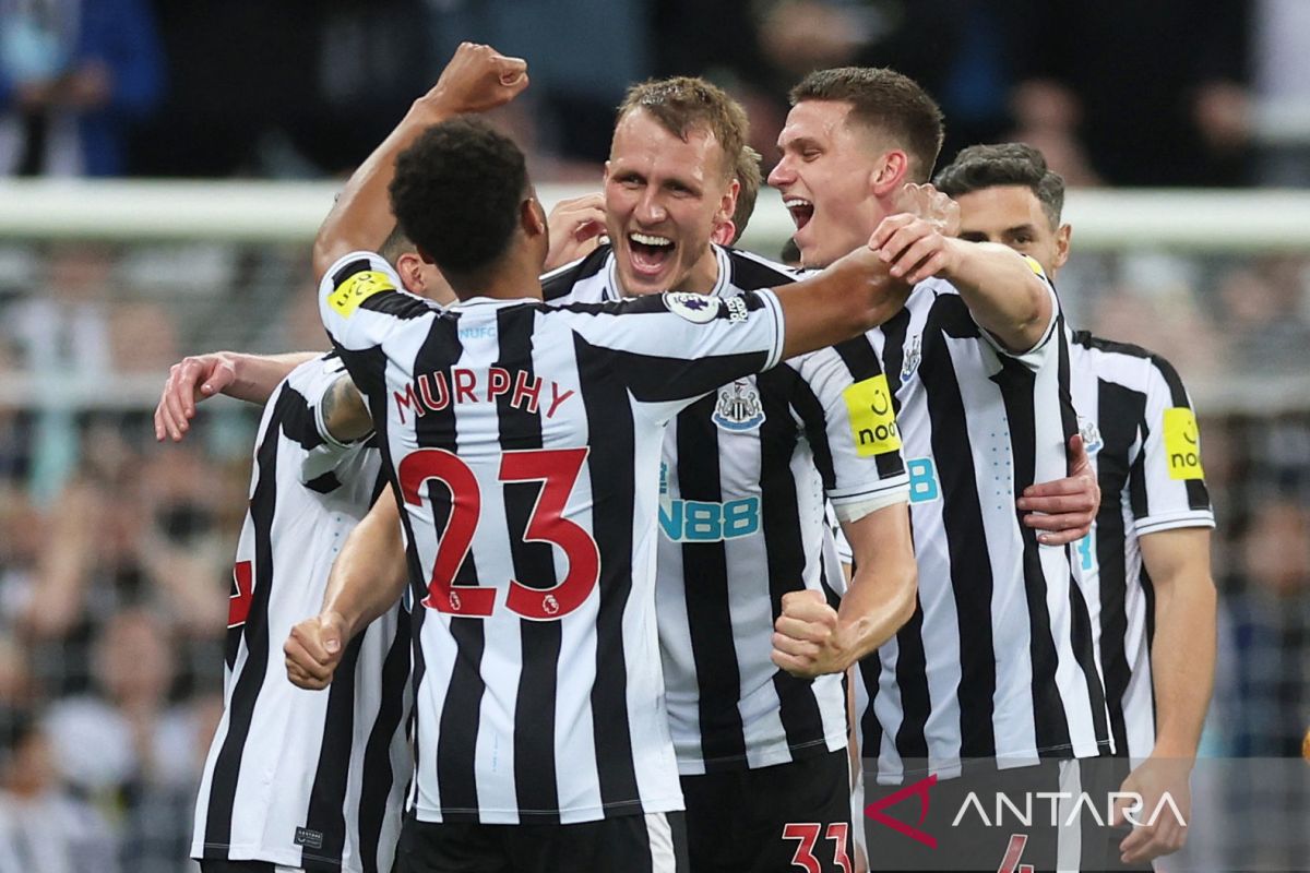 Newcastle atasi Aston Villa 5-1, Sandro Tonali cetak gol di laga debut