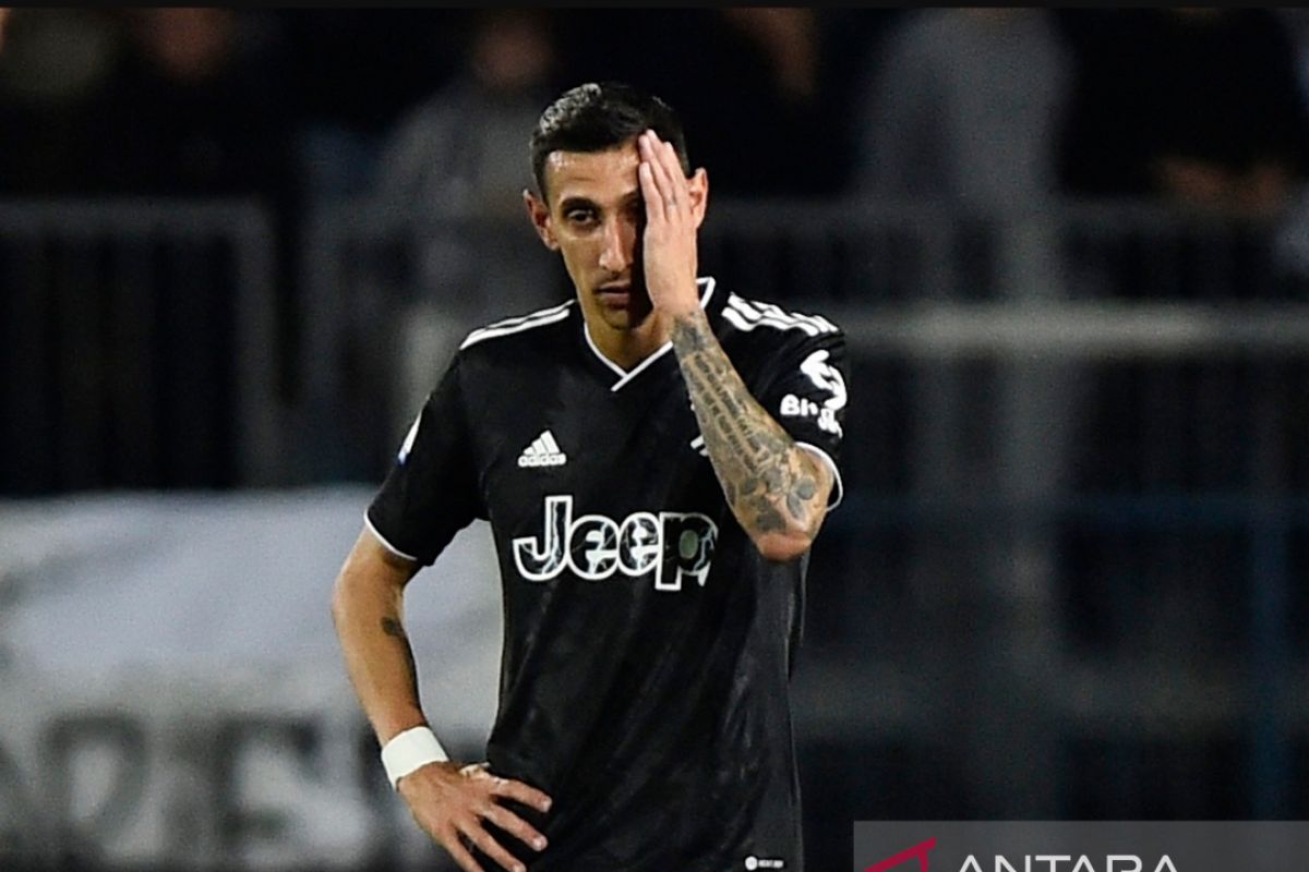 Juventus terkena sanksi pengurangan 10 poin oleh FIGC