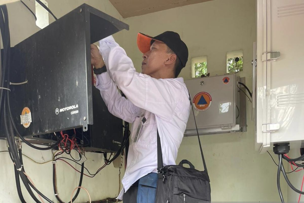 BPBD Kalsel gunakan Radio Repeater awasi Karhutla