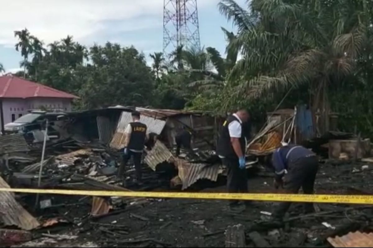 Tim Labfor Polda Riau selidiki kebakaran tewaskan dua anak