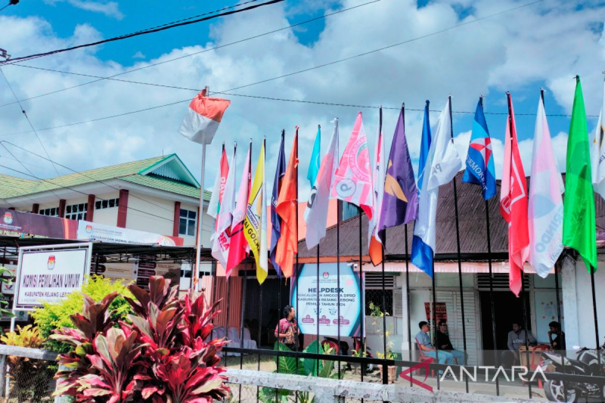 KPU Rejang Lebong temukan nama bacaleg terdaftar di dua partai