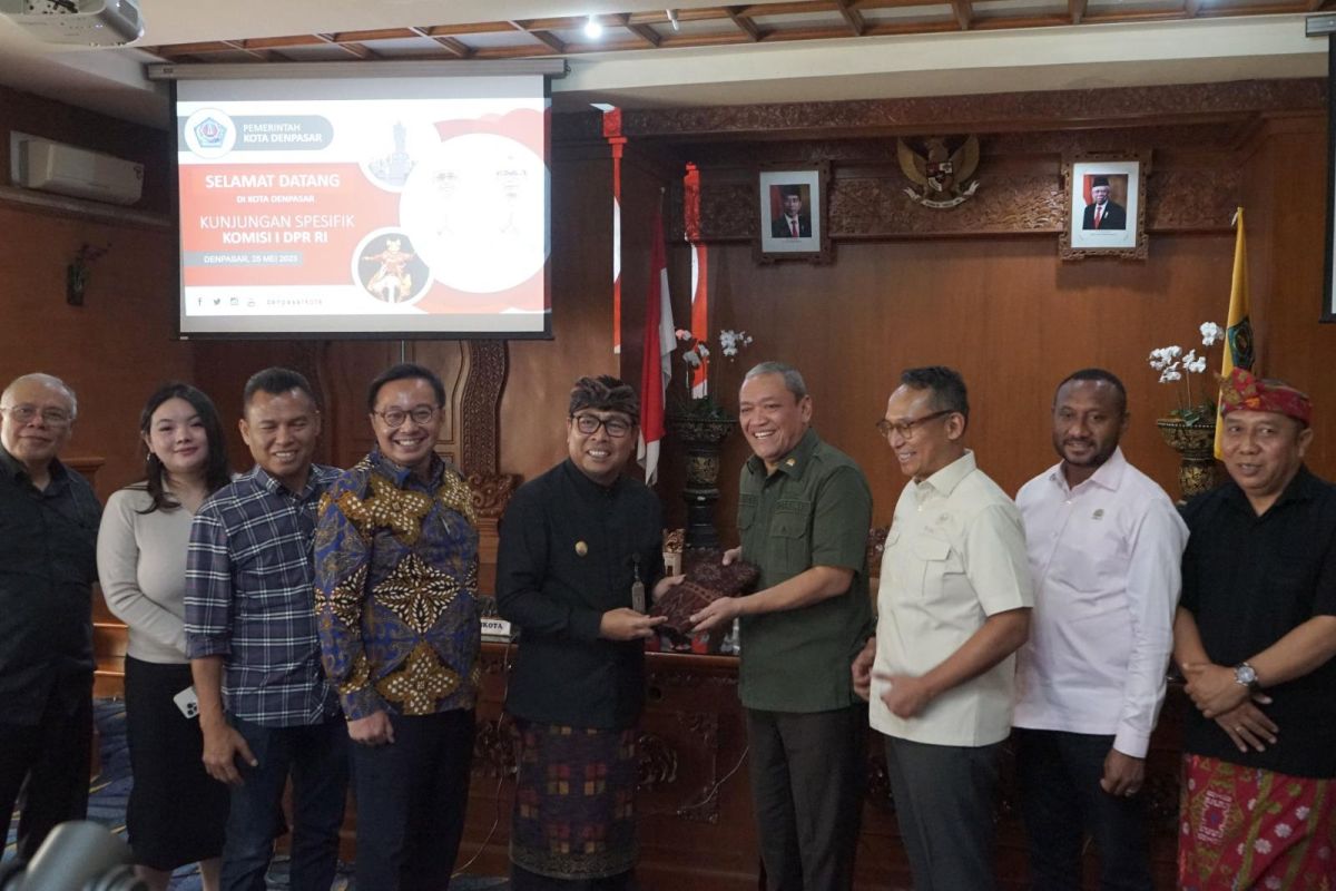 DPR kunjungi Denpasar pastikan kesiapan pengawasan siaran pemilu