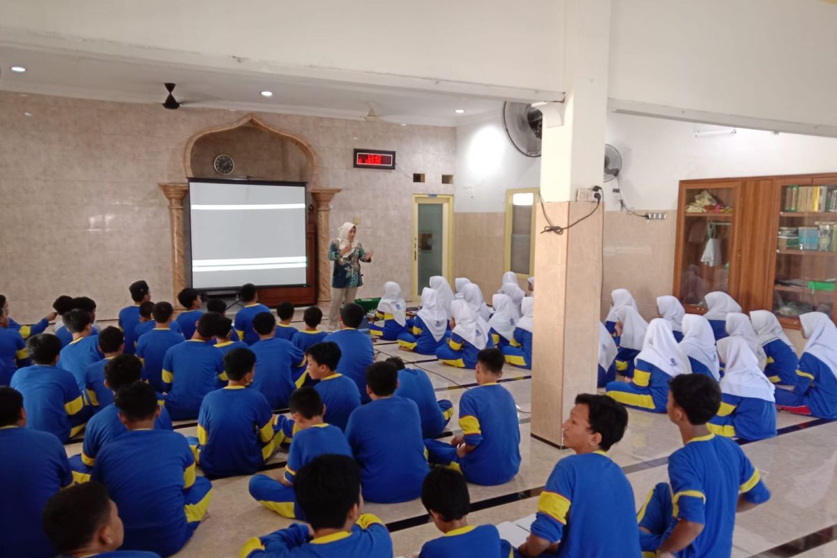 DP3APPKB: Kegiatan sosdir arahkan generasi muda Surabaya ke perubahan positif
