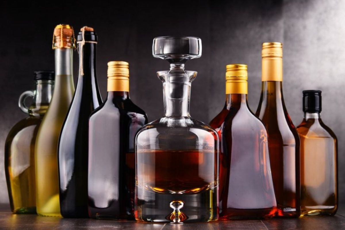 Pecandu minuman beralkohol berisiko alami penurunan massa otot pada usia senja