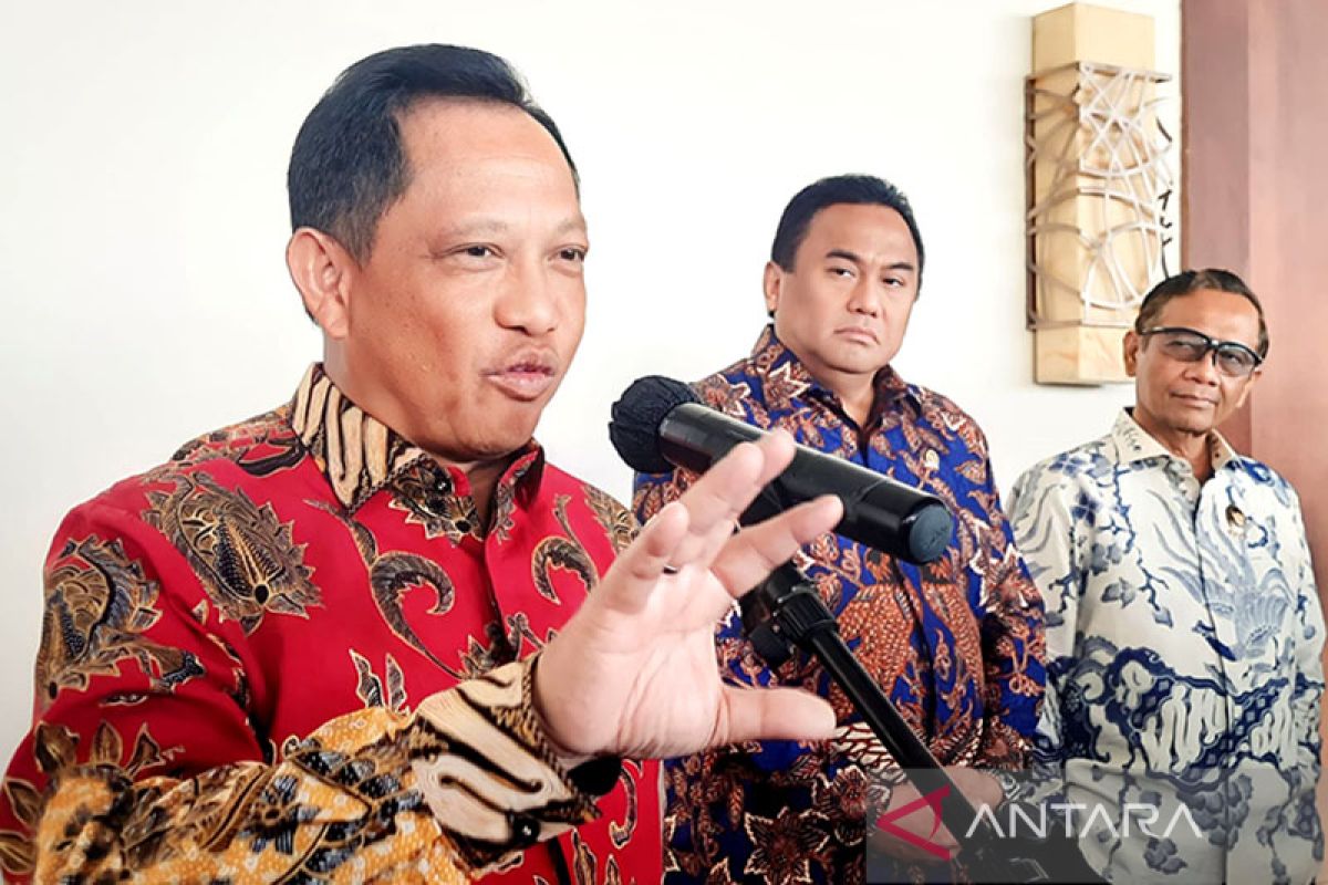 Mendagri Tito ungkap asal pasokan senjata KKB di Papua