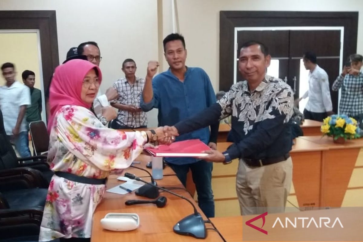 DPRD NTB menerima aspirasi ormas dukung penjabat gubernur