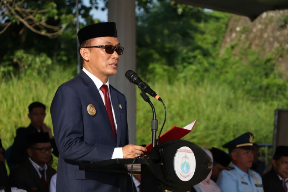 Gubernur Sulbar mendorong program PTSL beri kepastian hukum pemilik lahan