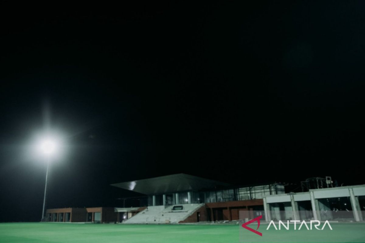 Lapangan latihan Bali United dilengkapi lampu kapasitas 800 Lux