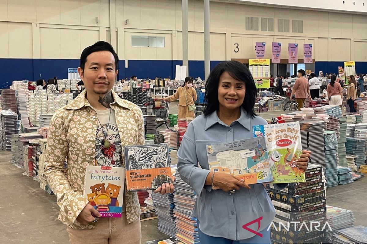 Toko buku banyak tutup karena minat baca menurun?