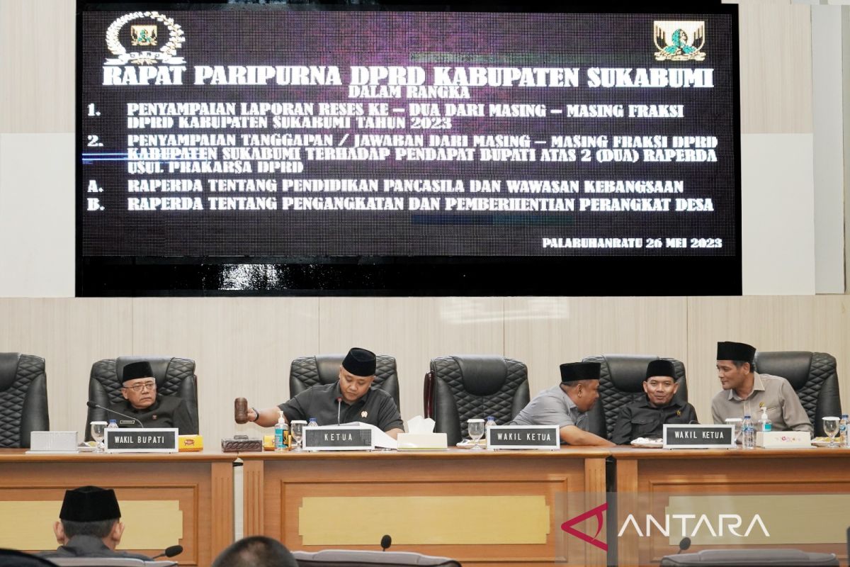 DPRD Kabupaten Sukabumi bahas dua raperda menjadi perda