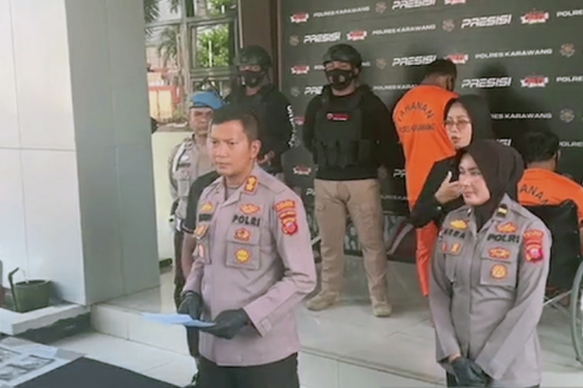Tiga orang perampok minimarket di Karawang terancam hukuman penjara 15 tahun