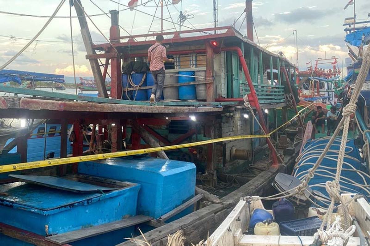 KKP tangkap dua kapal pukat trawl di perairan Selat Malaka, begini kronologinya